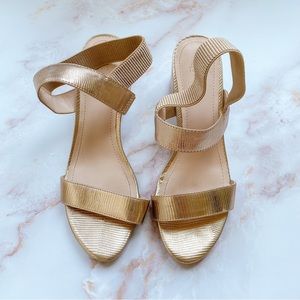 💥H&M Strappy gold sandals💥